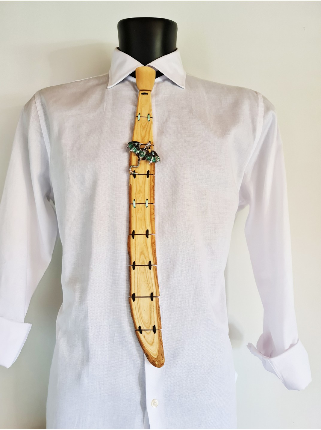 Cravatta in legno di Olmo